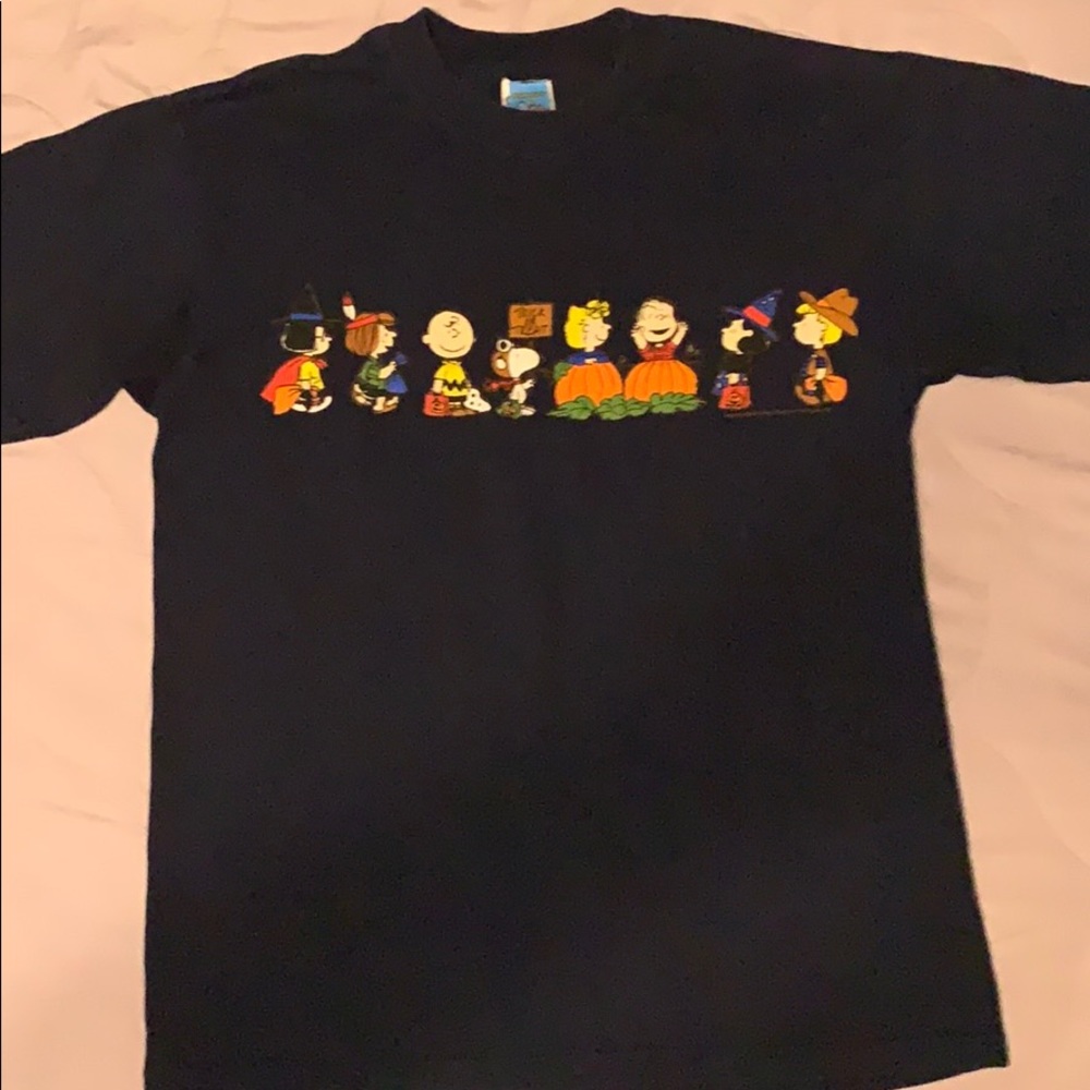 Peanuts Black T-Shirt Halloween Women’s M Gildan
